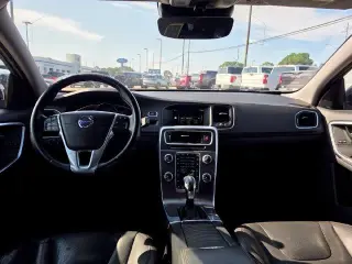 Volvo V60 Cross Country 2016 tracción total T5 4p. Station Wagon