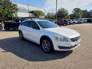 Volvo V60 Cross Country 2016 tracción total T5 4p. Station Wagon