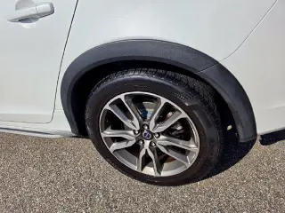 Volvo V60 Cross Country 2016 tracción total T5 4p. Station Wagon