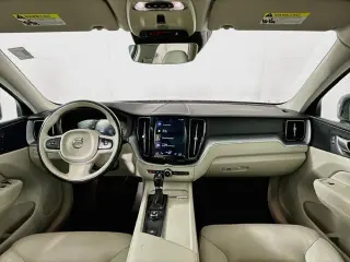 Volvo XC60 2018 AWD T5 Momentum 4p SUV