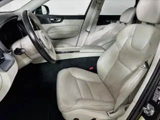 Volvo XC60 2018 AWD T5 Momentum 4p SUV