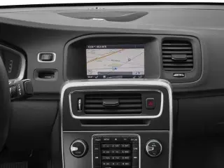 Volvo S60 2015 T5 Drive-E Platinum 4dr Sedan (versión de mitad de año)