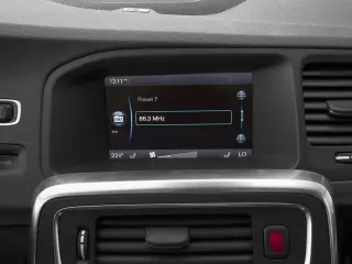 Volvo S60 2015 T5 Drive-E Platinum 4dr Sedan (versión de mitad de año)