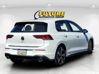 Volkswagen Golf GTI 2026 SE 4puertas Hatchback