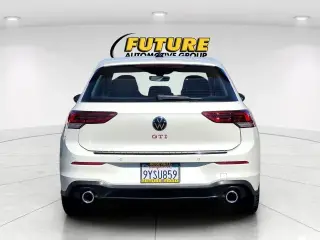 Volkswagen Golf GTI 2026 SE 4puertas Hatchback