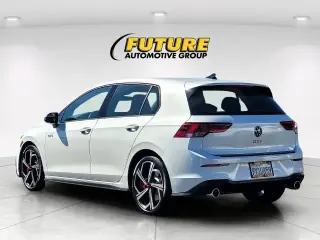 Volkswagen Golf GTI 2026 SE 4puertas Hatchback