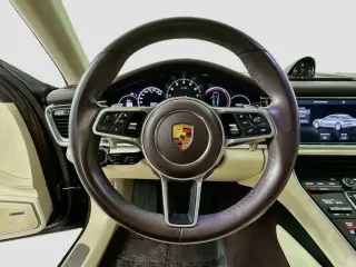 Porsche Panamera 2020 AWD 4 4dr Sedán