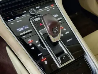 Porsche Panamera 2020 AWD 4 4dr Sedán