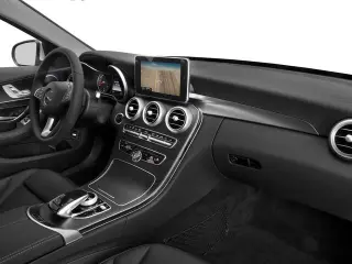 Mercedes-Benz Clase C 2018 tracción a las cuatro ruedas C 300 4MATIC sedán de 4 puertas