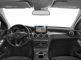 Mercedes-Benz Clase C 2018 tracción a las cuatro ruedas C 300 4MATIC sedán de 4 puertas