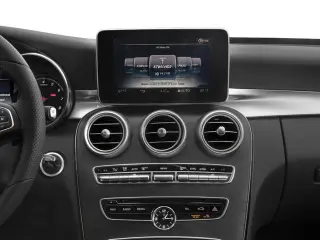 Mercedes-Benz Clase C 2018 tracción a las cuatro ruedas C 300 4MATIC sedán de 4 puertas