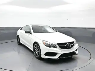 Clase E Mercedes-Benz 2017 AWD E 400 4MATIC 2dr Coupé