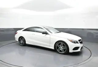 Clase E Mercedes-Benz 2017 AWD E 400 4MATIC 2dr Coupé