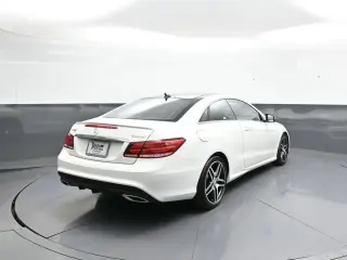 Clase E Mercedes-Benz 2017 AWD E 400 4MATIC 2dr Coupé