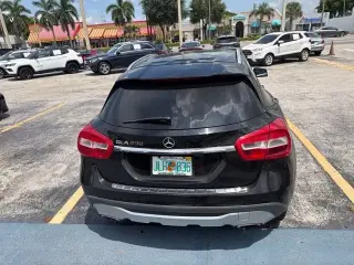Mercedes-Benz GLA 2018 GLA 250 4dr SUV