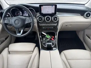 Mercedes-Benz GLC 2018 AWD GLC 300 4MATIC 4p SUV
