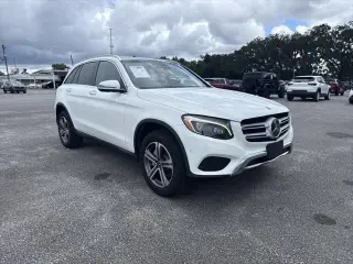 Mercedes-Benz GLC 2018 AWD GLC 300 4MATIC 4p SUV