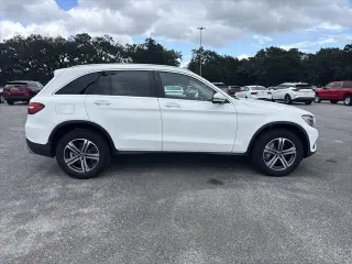 Mercedes-Benz GLC 2018 AWD GLC 300 4MATIC 4p SUV