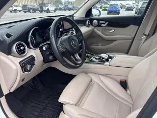 Mercedes-Benz GLC 2018 AWD GLC 300 4MATIC 4p SUV