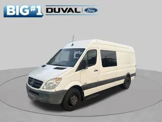 Furgón de carga Mercedes-Benz Sprinter 2012 3500 3 puertas, 170 pulgadas de distancia entre ejes, techo alto, doble rueda trasera (DRW)