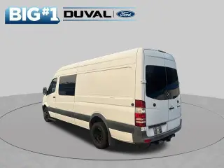 Furgón de carga Mercedes-Benz Sprinter 2012 3500 3 puertas, 170 pulgadas de distancia entre ejes, techo alto, doble rueda trasera (DRW)