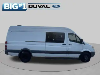 Furgón de carga Mercedes-Benz Sprinter 2012 3500 3 puertas, 170 pulgadas de distancia entre ejes, techo alto, doble rueda trasera (DRW)