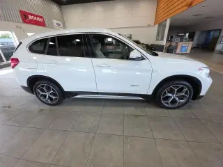BMW X1 2017 AWD xDrive28i 4dr SUV (Brasil)
