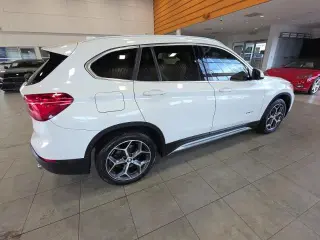 BMW X1 2017 AWD xDrive28i 4dr SUV (Brasil)