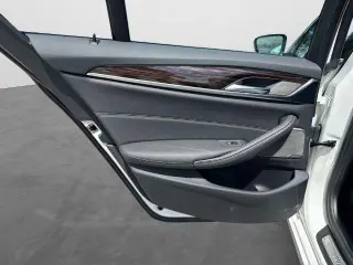 Serie 5 BMW 2023 540i 4dr Sedán