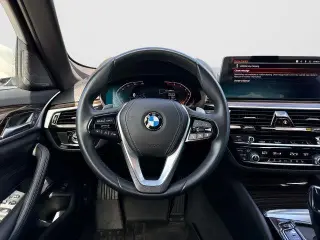 Serie 5 BMW 2023 540i 4dr Sedán
