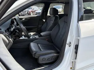 Audi A4 2021 AWD quattro línea S Premium Plus 45 TFSI 4p Sedan
