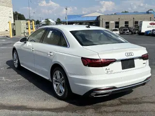 Audi A4 2021 AWD quattro línea S Premium Plus 45 TFSI 4p Sedan