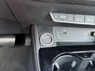 Audi A4 2021 AWD quattro línea S Premium Plus 45 TFSI 4p Sedan