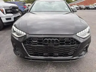 Audi A4 2024 AWD quattro S línea Premium Plus 45 TFSI 4p Sedan