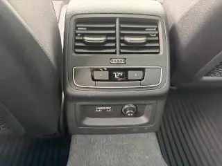 Audi A4 2024 AWD quattro S línea Premium Plus 45 TFSI 4p Sedan