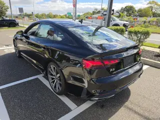Audi A5 Sportback 2025 AWD quattro S line Premium 45 TFSI 4p Puerta trasera Deportiva