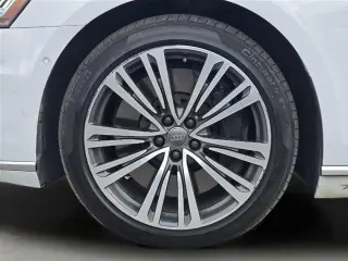 Audi A8 L 2019 tracción total quattro 60 TFSI Sedán 4p.