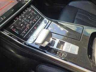 Audi A8 L 2019 tracción total quattro 60 TFSI Sedán 4p.