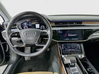 Audi A8 L 2021 tracción en todas las ruedas quattro 55 TFSI 4p Sedan