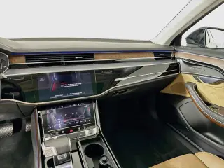 Audi A8 L 2021 tracción en todas las ruedas quattro 55 TFSI 4p Sedan