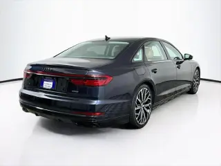 Audi A8 L 2021 tracción en todas las ruedas quattro 55 TFSI 4p Sedan