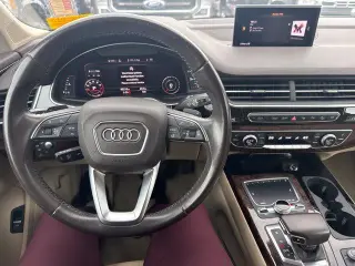 Audi Q7 2019 AWD quattro Prestige 55 TFSI 4p SUV