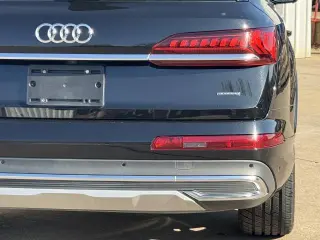 Audi Q7 2024 tracción en todas las ruedas quattro Premium Plus 55 TFSI 4p SUV