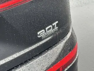 Audi Q7 2018 AWD 3.0T quattro Premium Plus 4dr SUV