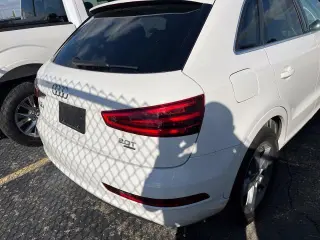 Audi Q3 2015 tracción en las cuatro ruedas 2.0T quattro Premium Plus SUV de 4 puertas