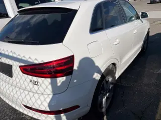 Audi Q3 2015 tracción en las cuatro ruedas 2.0T quattro Premium Plus SUV de 4 puertas