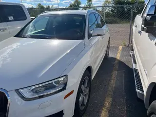 Audi Q3 2015 tracción en las cuatro ruedas 2.0T quattro Premium Plus SUV de 4 puertas