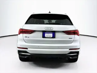 Audi Q3 2022 AWD quattro Línea S Premium Plus 45 TFSI 4p SUV