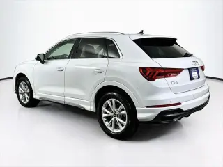 Audi Q3 2022 AWD quattro Línea S Premium Plus 45 TFSI 4p SUV