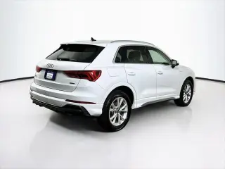 Audi Q3 2022 AWD quattro Línea S Premium Plus 45 TFSI 4p SUV